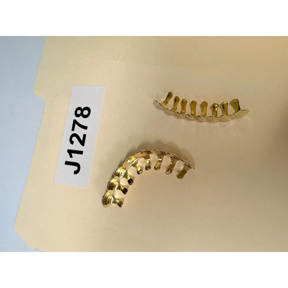 Gold Tone Plain Polished Grillz Set Top and Bottom Adjustable Teeth